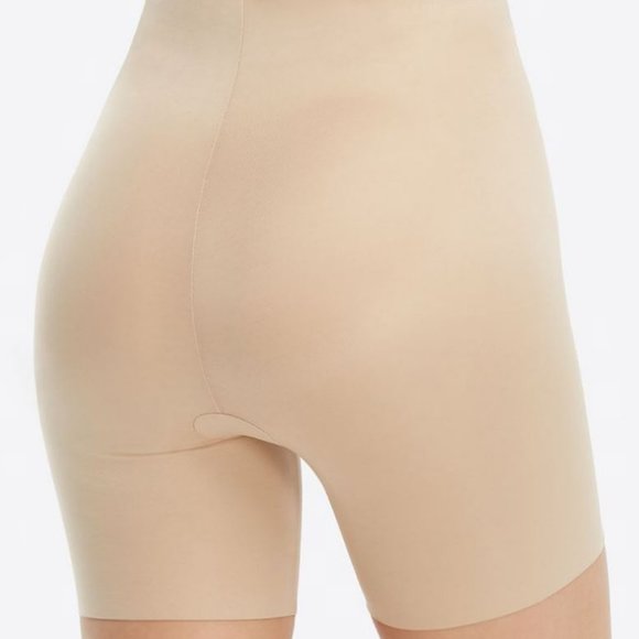 Spanx Suit Your Fancy Butt Enhancer Shorts 10194R - Picture 2 of 4